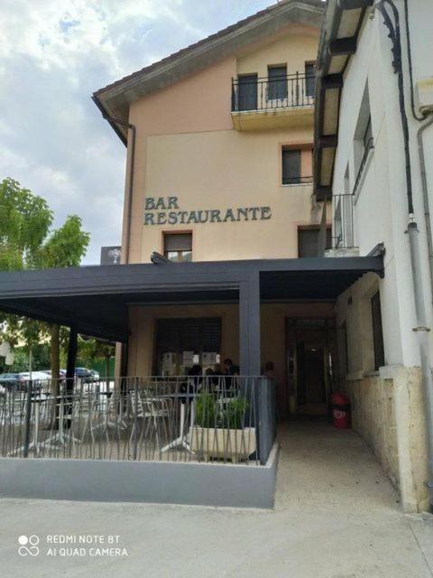 Hostal Restaurante Ibaisek Zudaire Zewnętrze zdjęcie